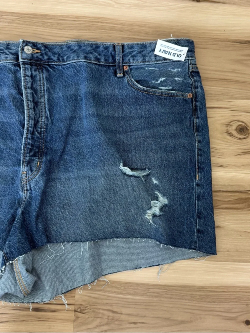 Old Navy NWT OG Straight Distressed Dark Blue Denim Cutoff Shorts O11